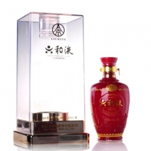 五糧液酒六和液盛典裝 500ml