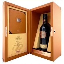 格蘭菲迪40年單一麥芽威士忌 Glenfiddich 40 Year Old Single Malt Scotch Whisky 700ml
